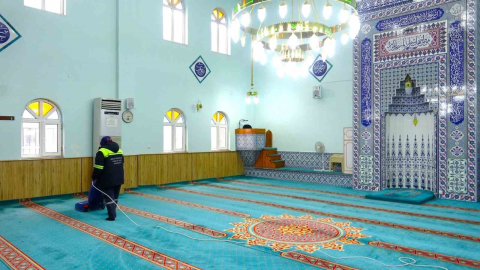 Gemlik’te camiler Ramazan ayına hazırlanıyor