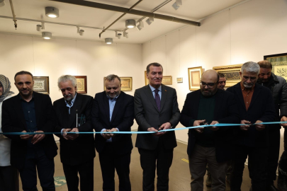 Zeytinburnu’nda "Emanet" Galeri Kalem Güzeli Hat Koleksiyonu Seçki Sergisi açıldı