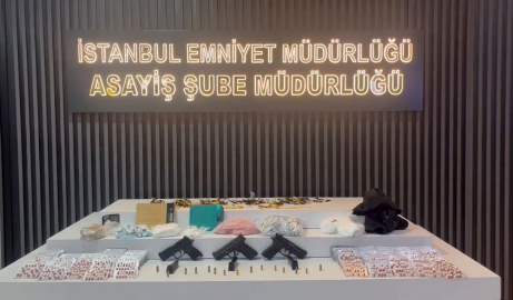 Avcılar’da kuyumcu soyan şahıslara yapılan baskında evden uyuşturucu çıktı