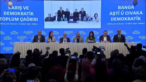 DEM Partili İmralı Heyeti’nin okuduğu çağrıda, "Benim bu çağrıma uyun, kongrenizi yapın ve silahları bırakın."
