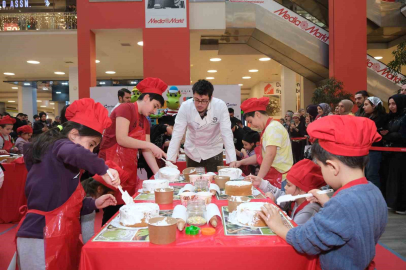 Masterchef Finalisti Ali Can Sabunsoy Gebze Center’da büyük ve küçük şeflerle buluştu