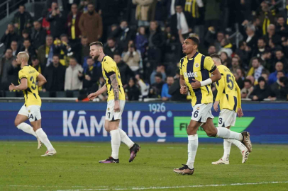 Alexander Djiku, bu sezon ilk golünü attı
