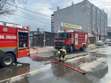 Sultanbeyli’de iş yeri yangını: Alevler kontrol altına alındı