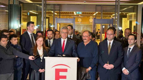 Sağlık Bakanı Memişoğlu, Sırrı Süreyya Önder’i ziyaret etti: "Büyük bir direnç gösterdi, bu direnç bize ümit veriyor"