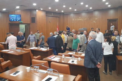 Kartal Belediye Meclisinde kavga