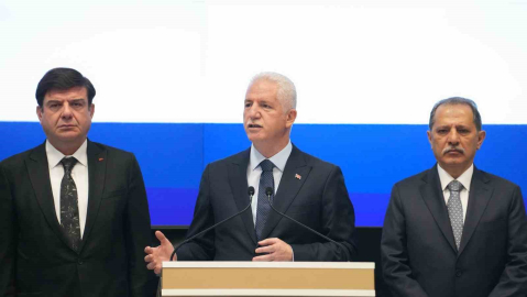 İstanbul Valisi Davut Gül asayiş verilerini açıkladı, yeni eğitim ve öğretim dönemindeki önlemlere dikkat çekti