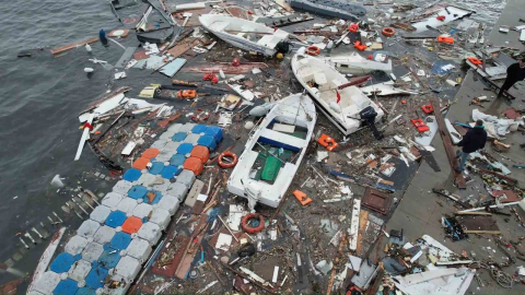 Tuzla’da fırtınanın ardından kalan manzara havadan görüntülendi