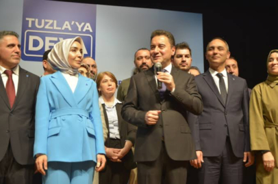 Deva Parti Tuzla adayı, Yeni Parti İstanbul il yönetiminde yer aldı....